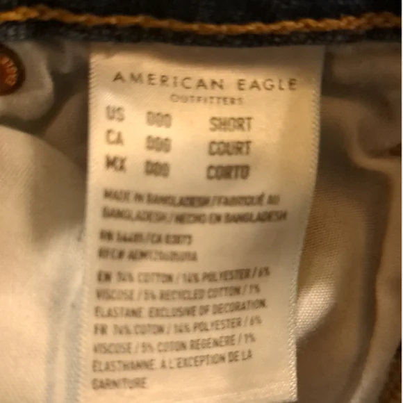 American Eagle Outfitters Mom Jeans - Picture 7 of 7